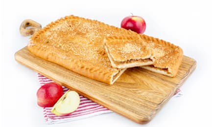 Пирог с яблоками и грушей