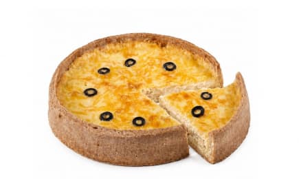 Киш с индейкой и цветной капустой